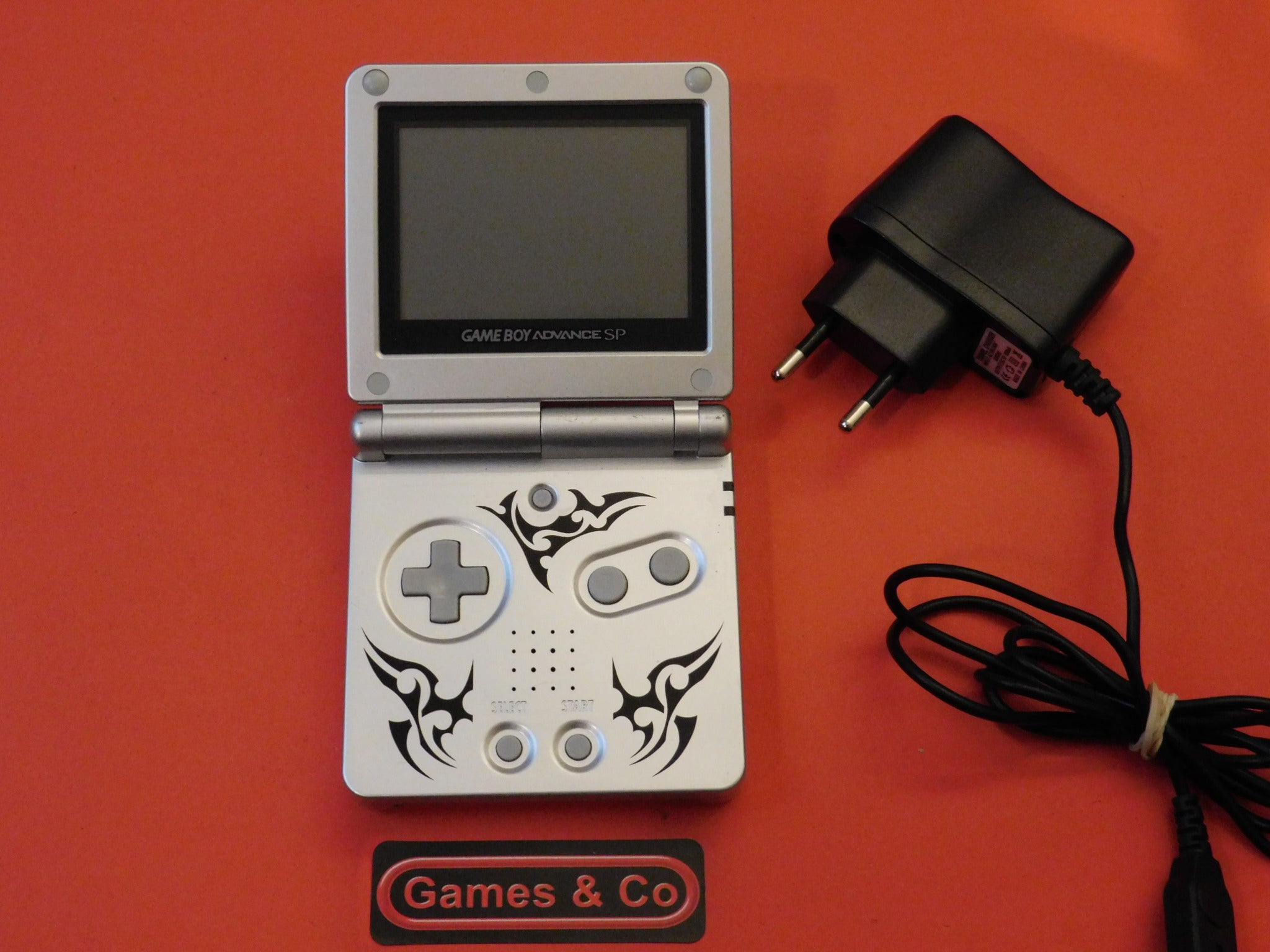 GAMEBOY ADVANCE SP CONSOLE