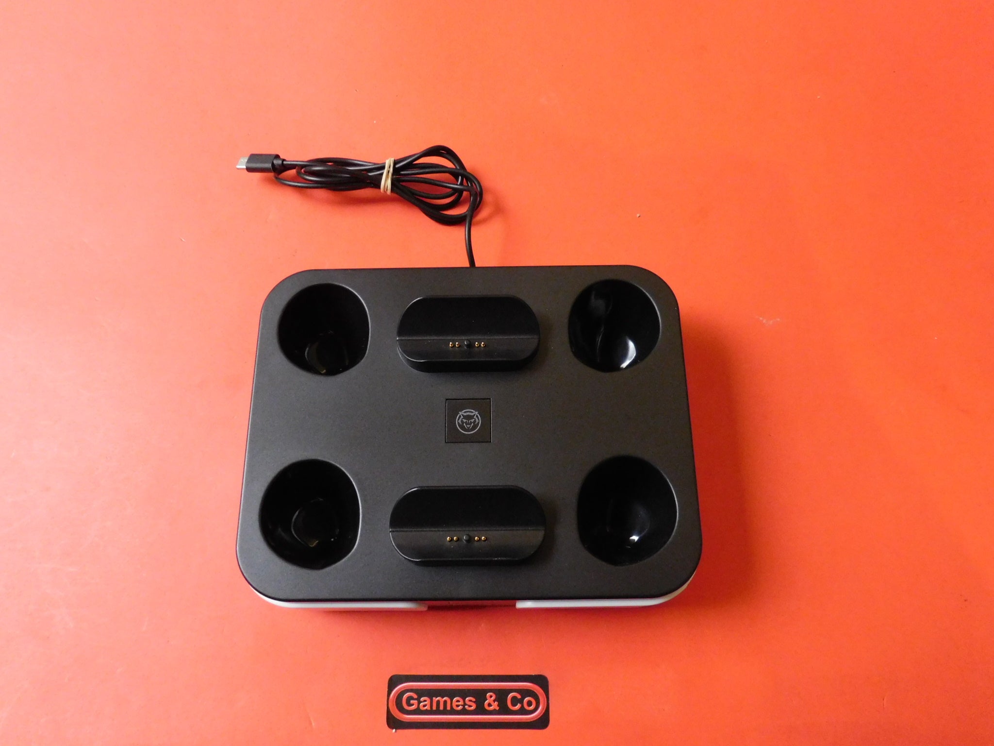 PLAYSTATION 5 CONTROLLER DOCK