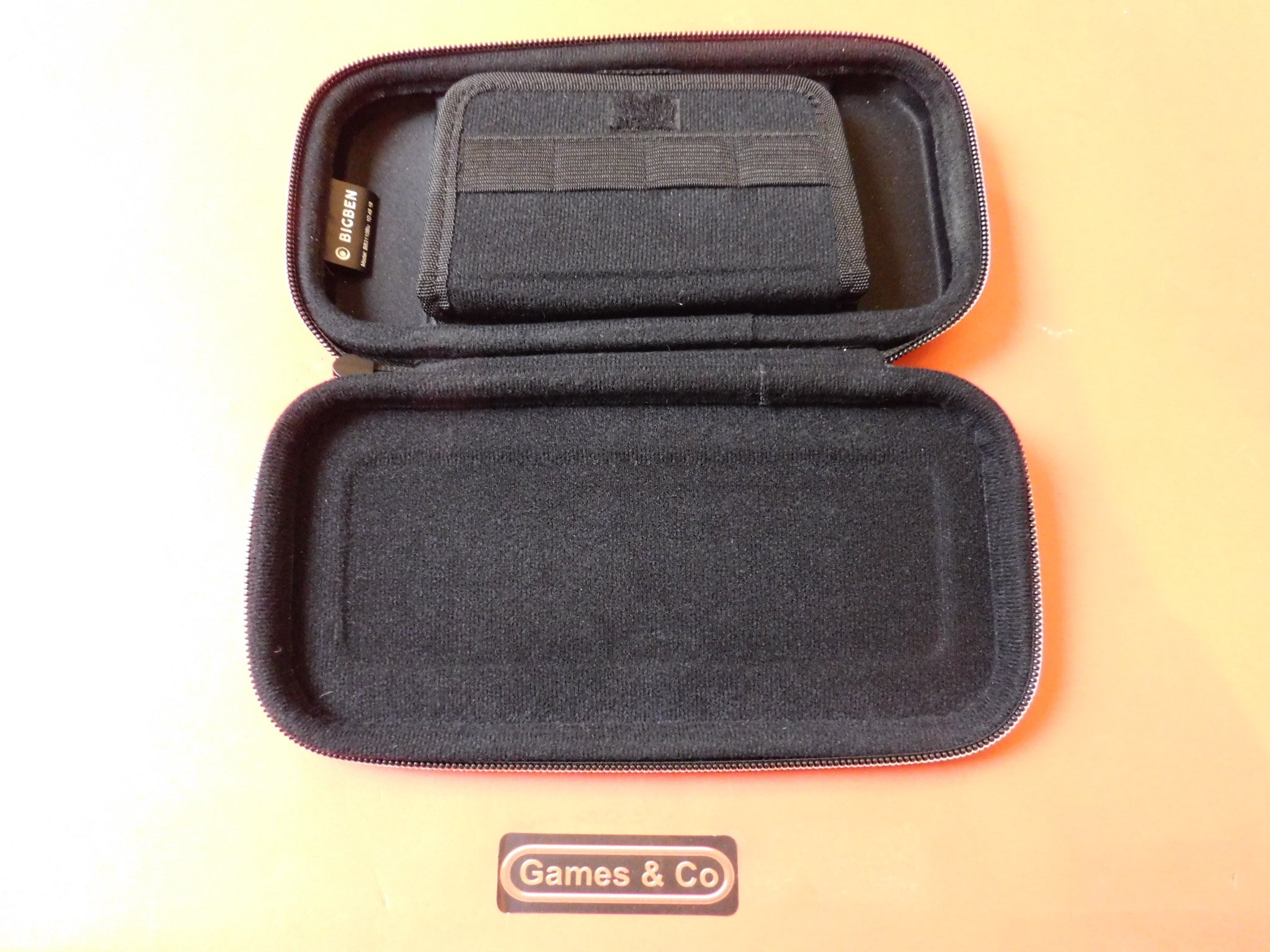 OPBERGHOES NINTENDO SWITCH