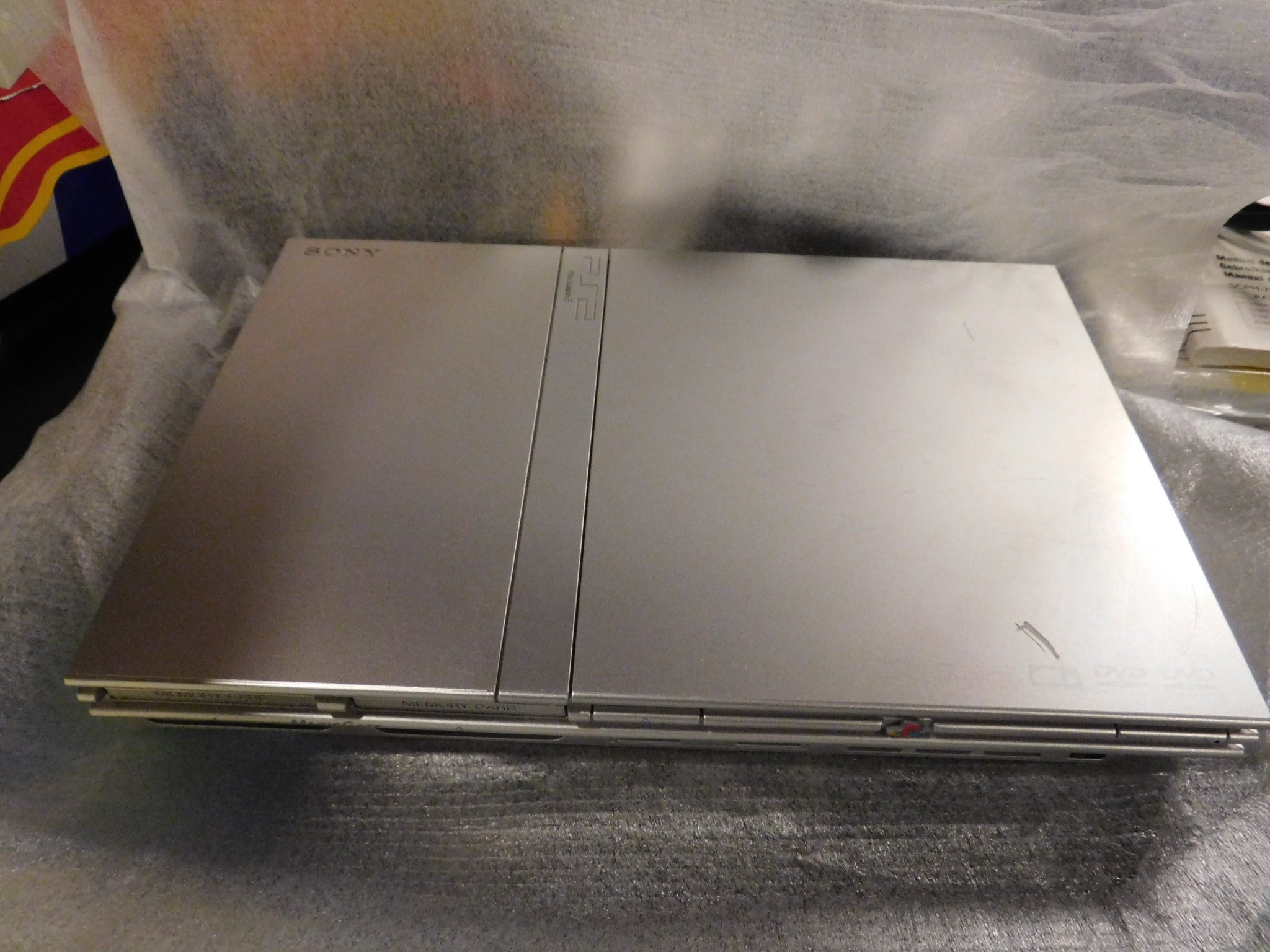 PLAYSTATION 2 SLIM  CONSOLE