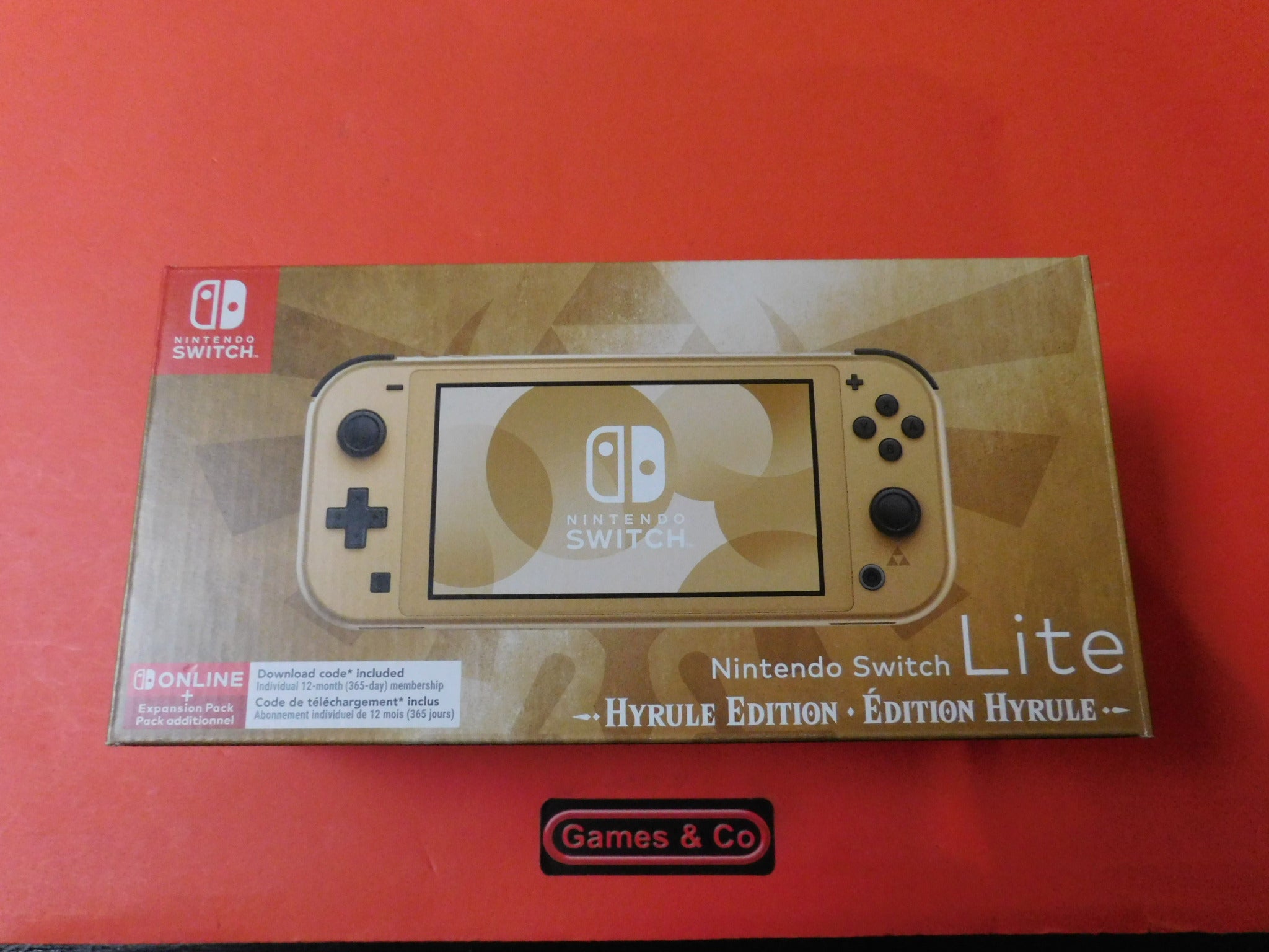 NINTENDO SWITCH LITE CONSOLE HYRULE EDITION