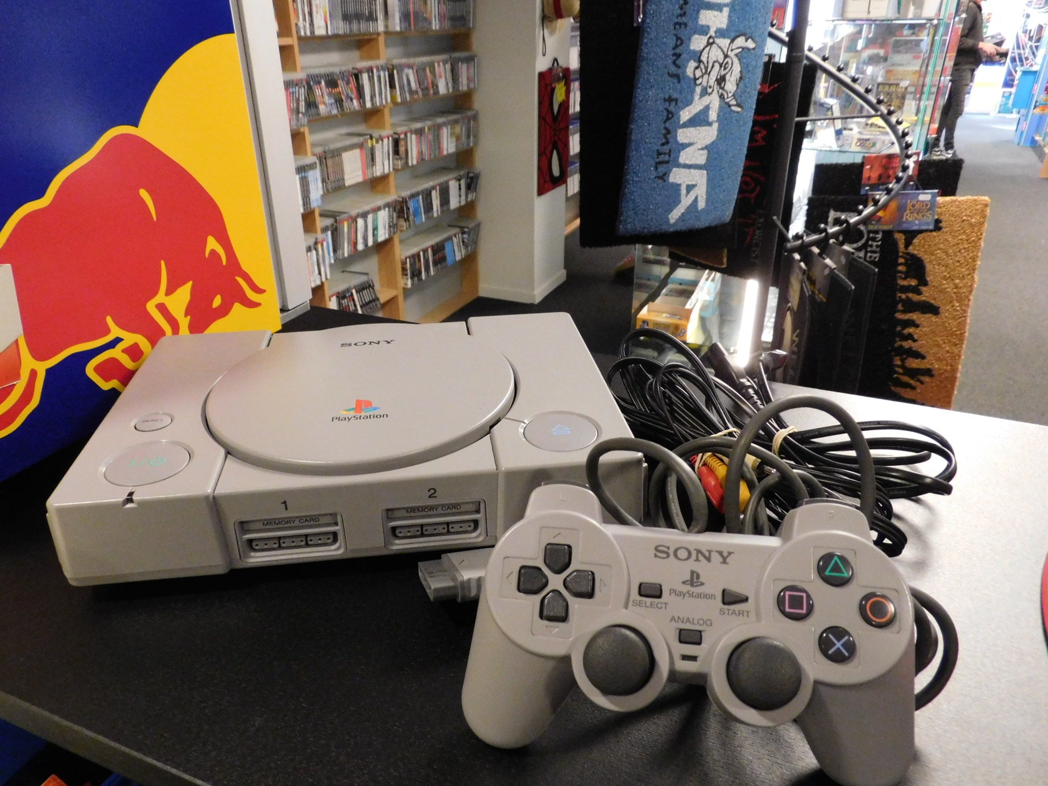 PLAYSTATION 1 CONSOLE