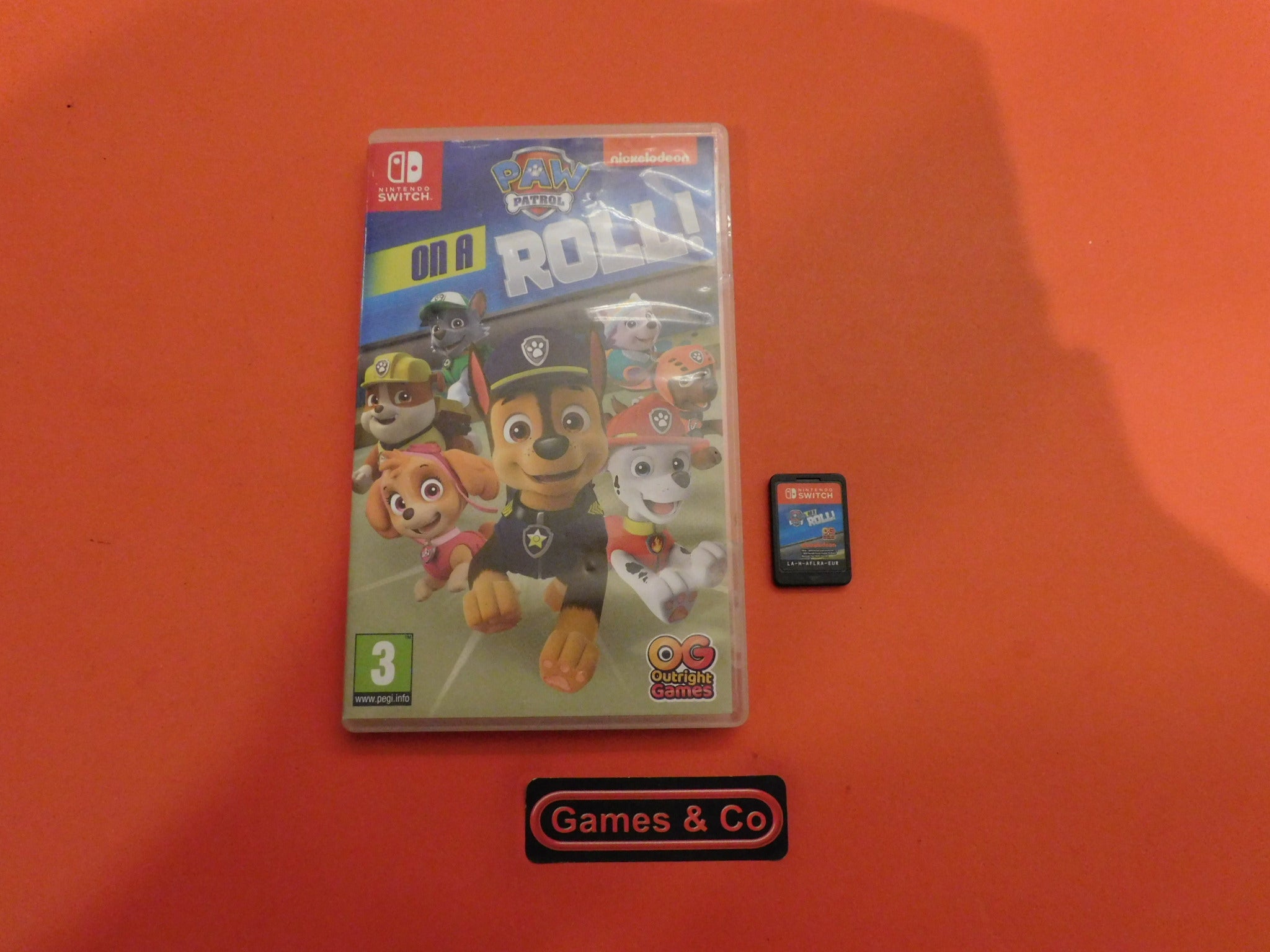 NICKELODEON PAW PATROL ON A ROLL