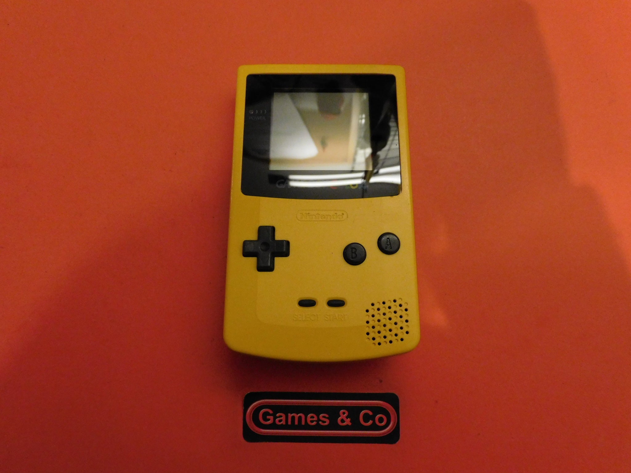 GAME BOY COLOR CONSOLE