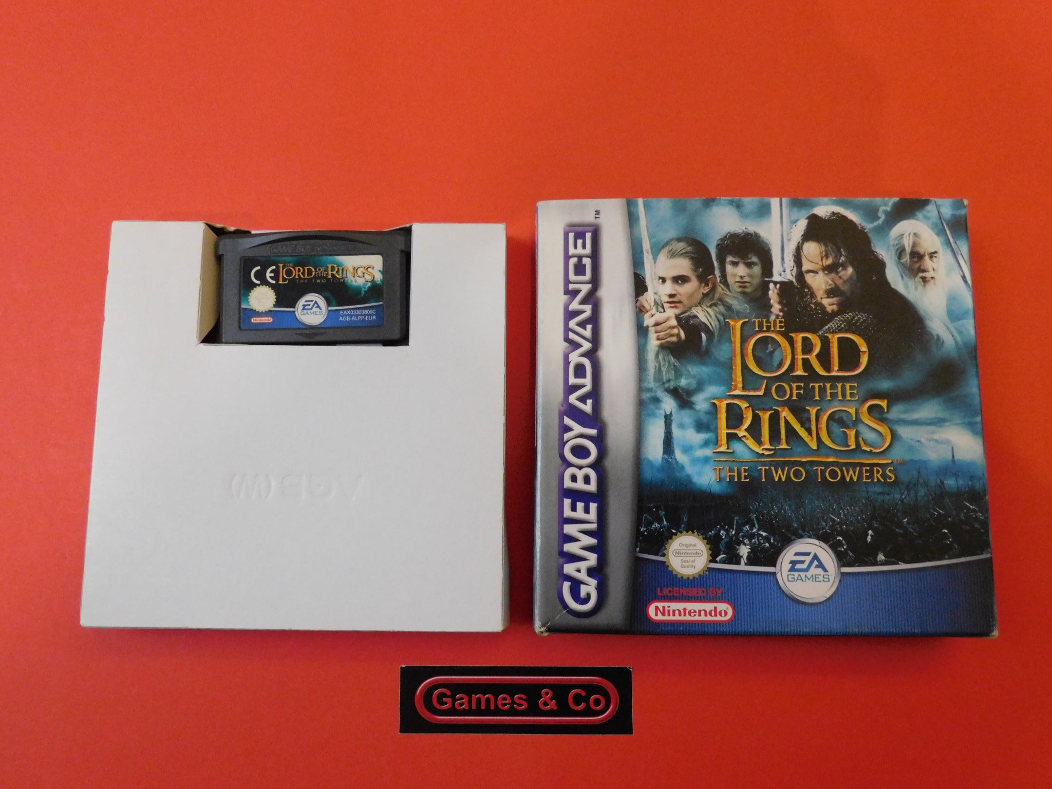 THE LORD OF THE RINGS THE TWO TOWERS