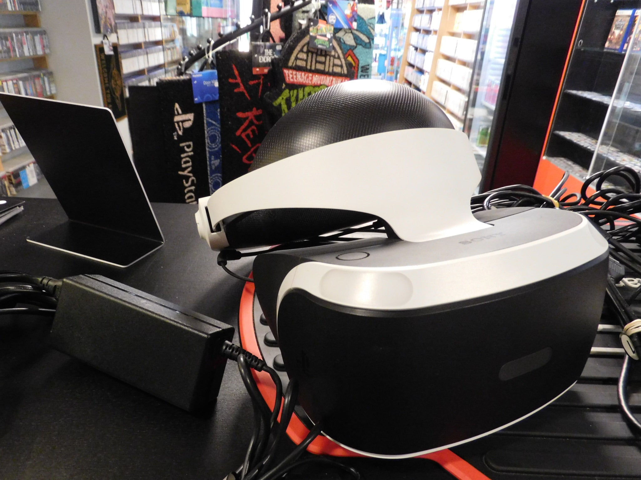 PLAYSTATION VR V2   + CAMERA