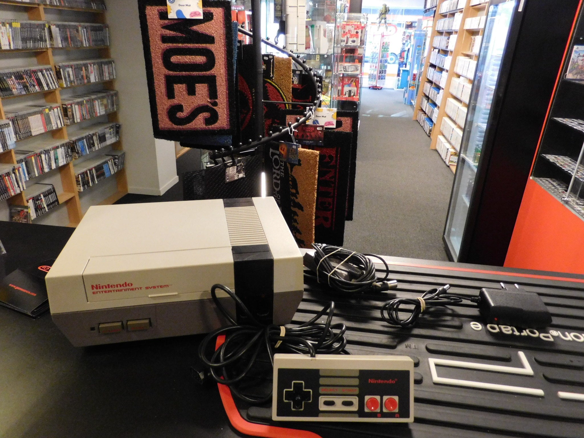 NINTENDO NES CONSOLE