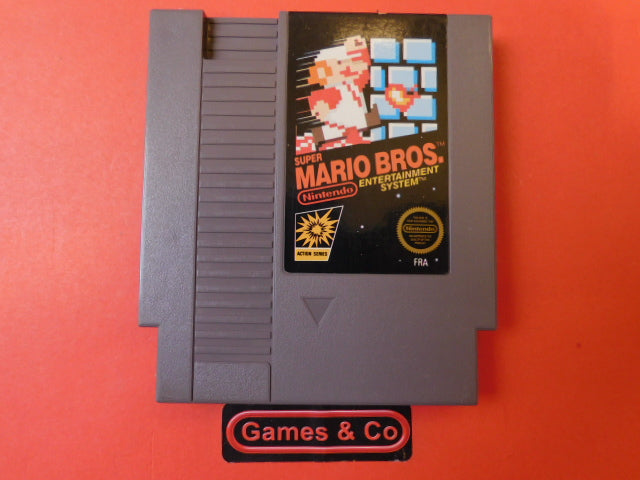 Super Mario Bros PAL version cartridge for Nintendo Entertainment System, front view.