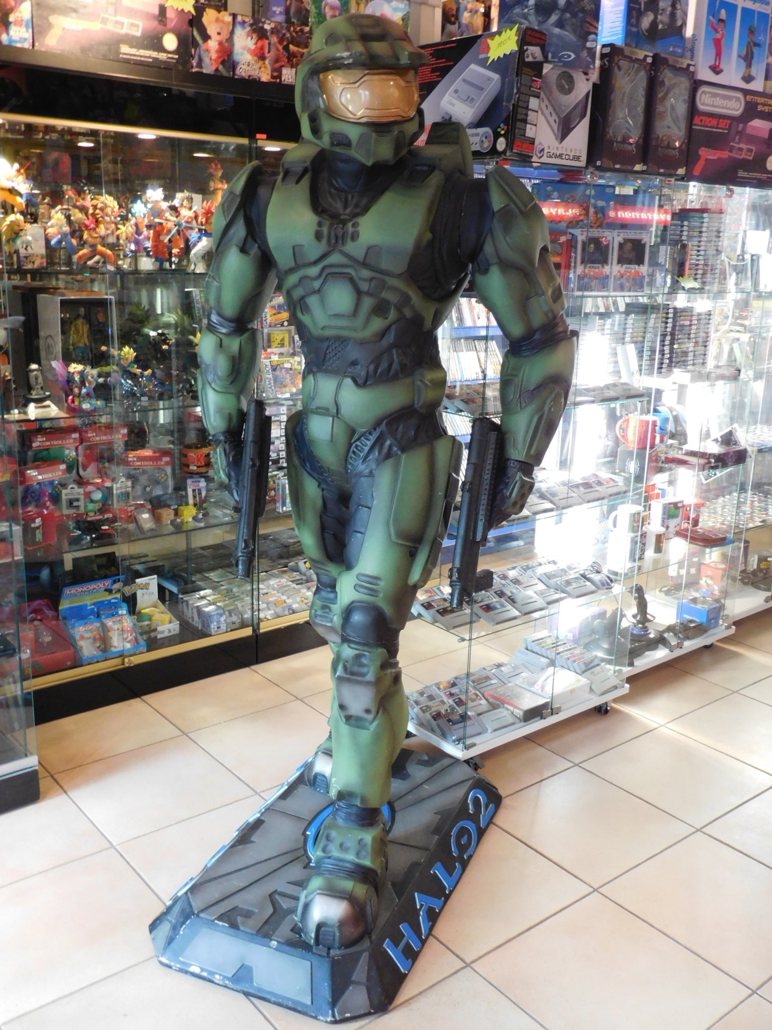 (verkocht) Halo Master Chief Life size Statue